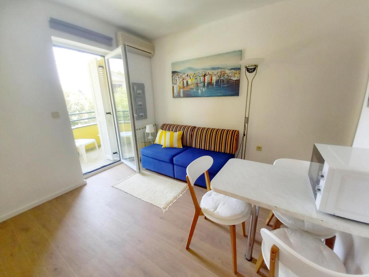 Apartment Lungomare Пула Екстер'єр фото