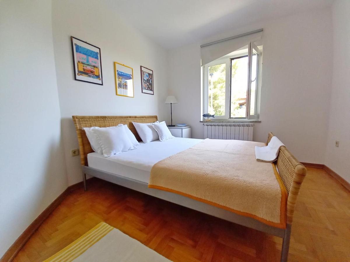 Apartment Lungomare Пула Екстер'єр фото